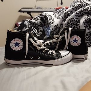 Black high top converse